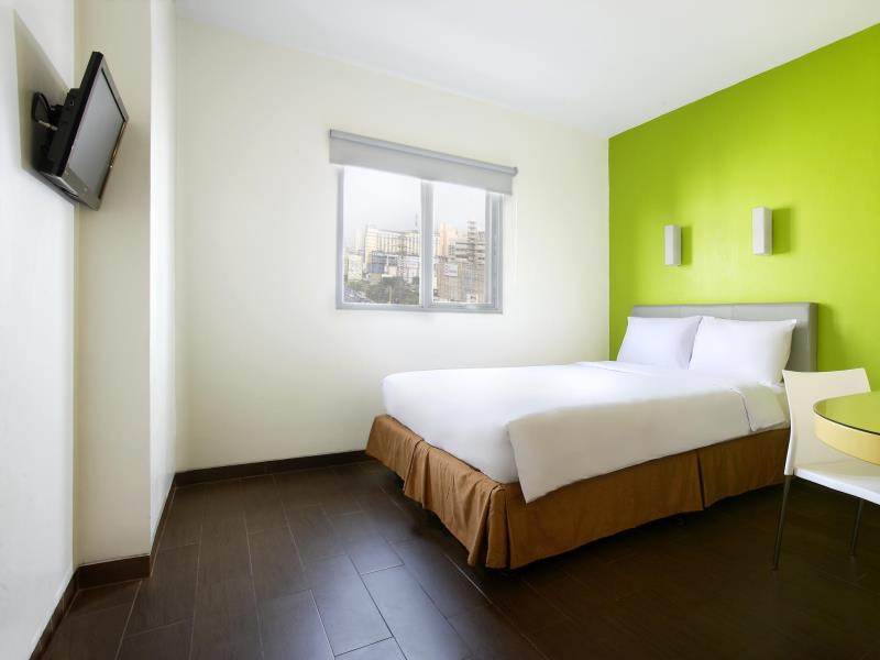 Amaris Hotel Dr. Susilo Grogol Джакарта Екстер'єр фото